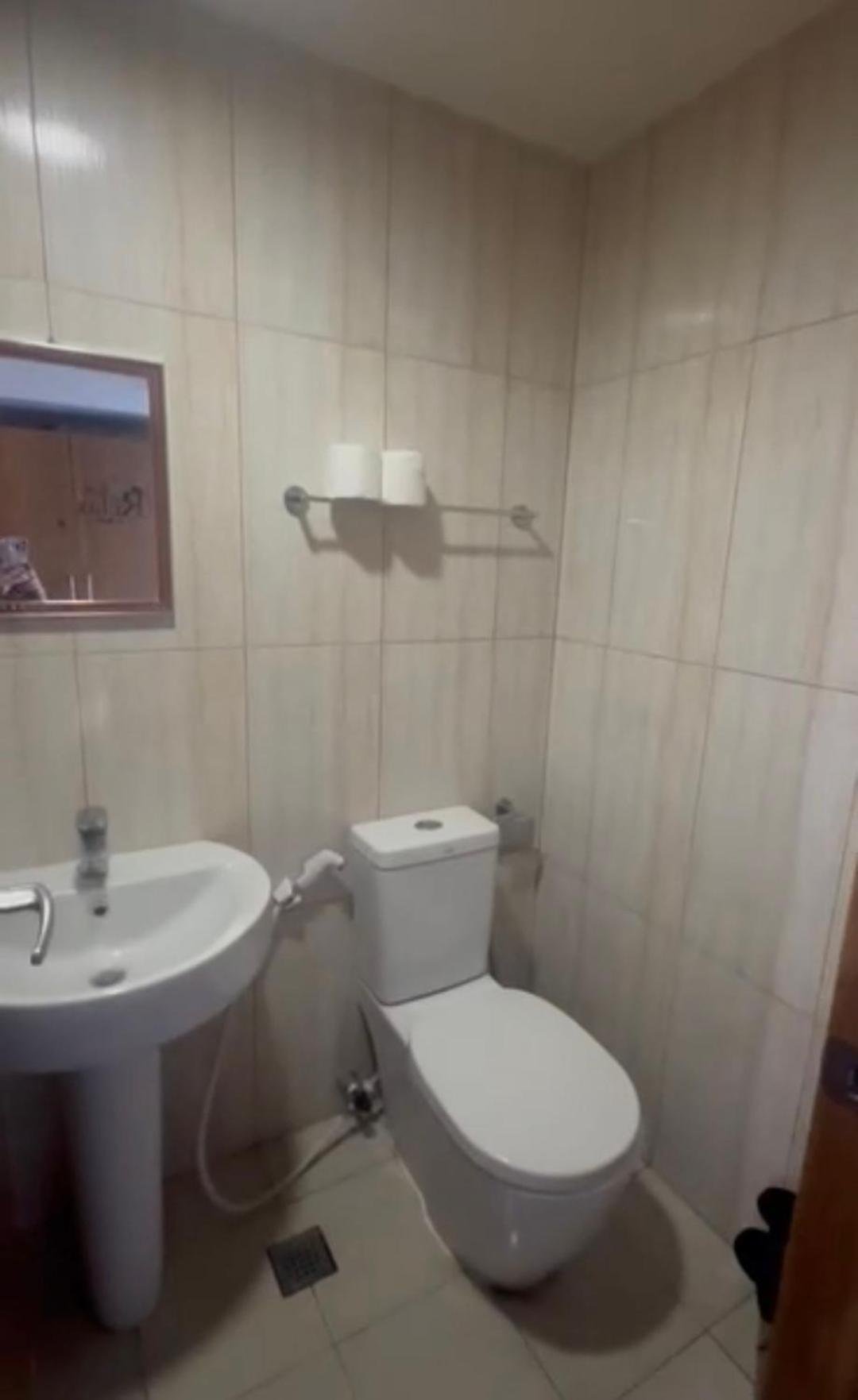 Johnstay Manila Kültér fotó